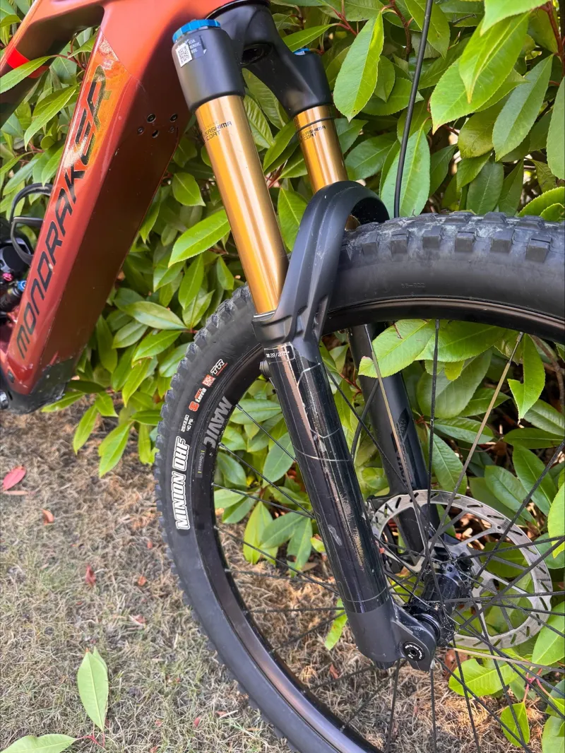 EX DEMO Mondraker Crafty Carbon RR XL Electric Bike 2025 Earth Red-3