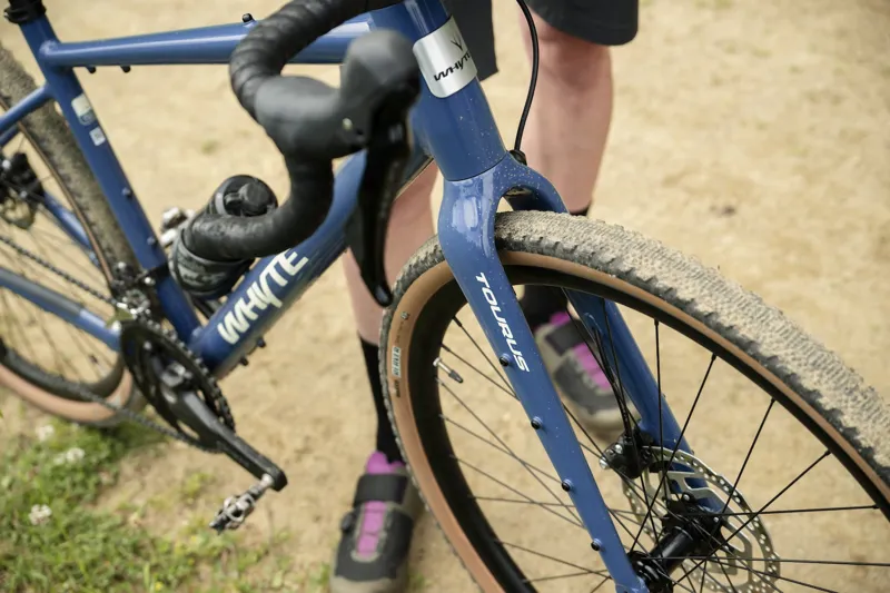 Whyte Tourus Gravel Bike 2026 Gloss Dark Cobalt Blue-6