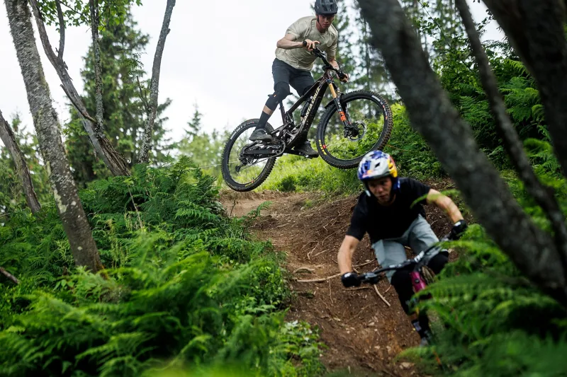 Santa Cruz Bronson C GX AXS Mountain Bike 2025 Root Beer-3