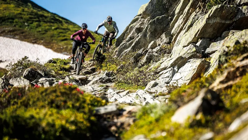 Santa Cruz Hightower C 70 Mountain Bike 2026 Matte Black-2