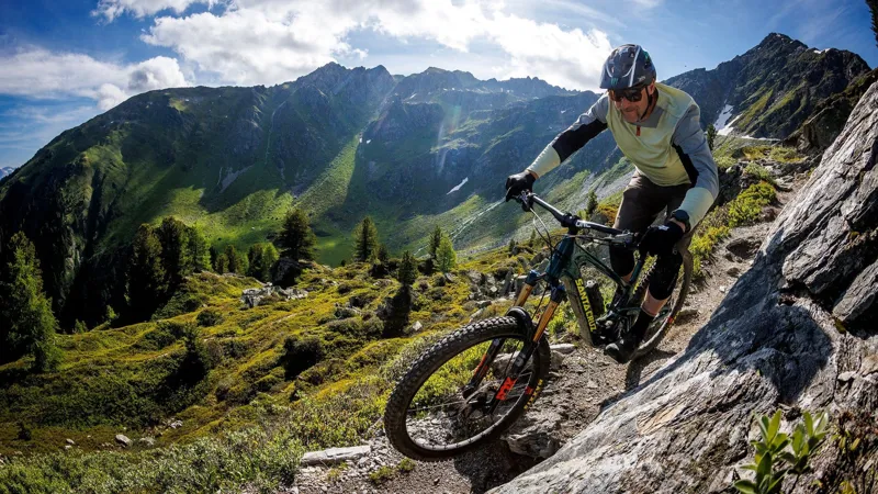 Santa Cruz Hightower C 90 Mountain Bike 2026 Matte Black-3