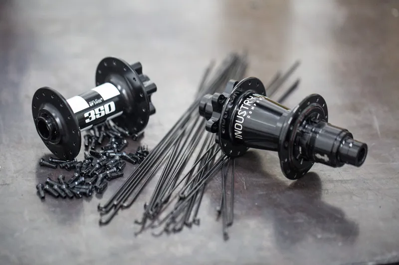 Reserve 30 MX DT350 Wheelset Shimano HG Standard Black-7