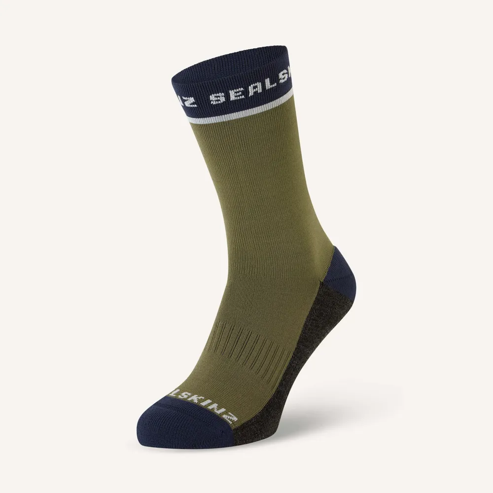 Image of SealSkinz Foxley Mid Length Active Sock Olive