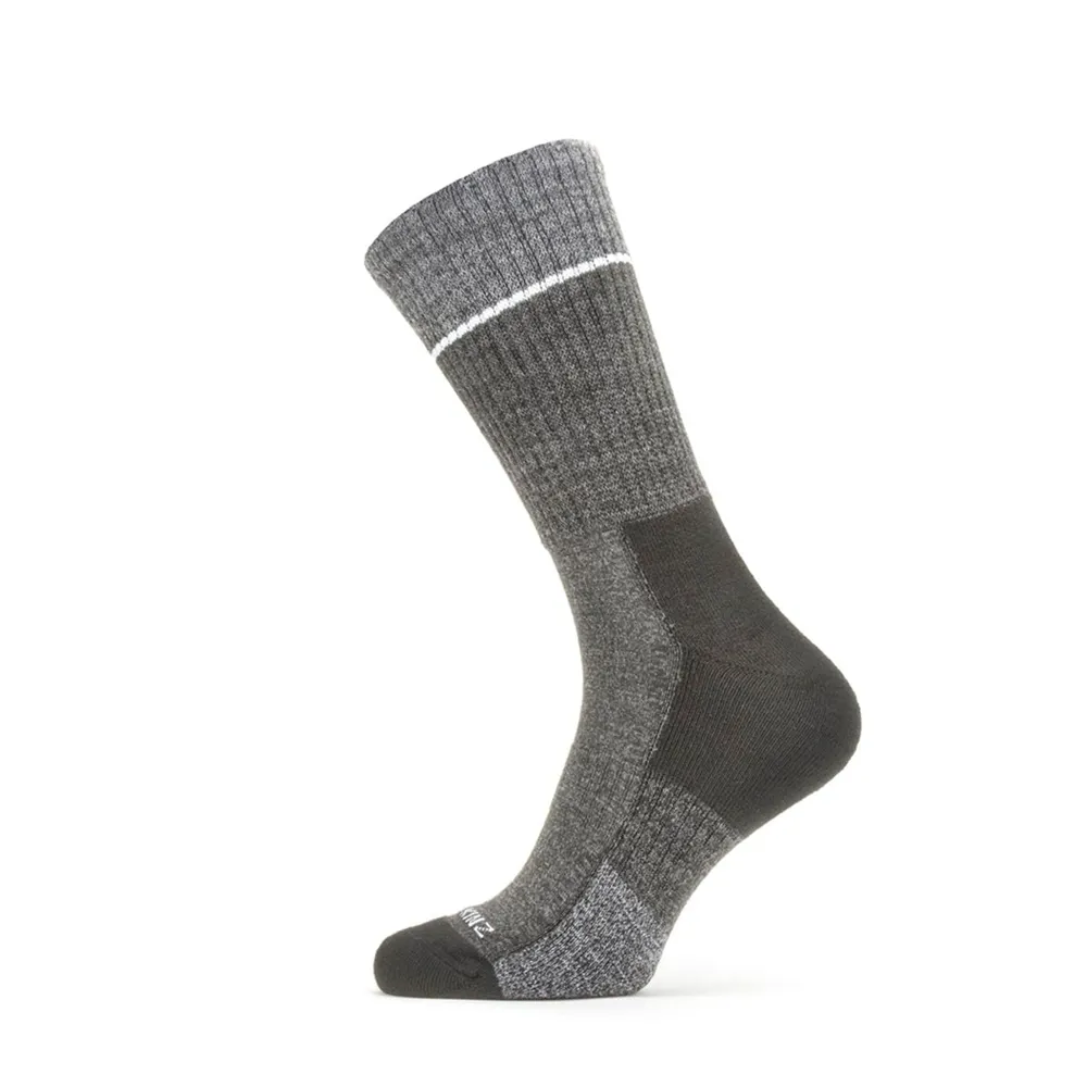 Image of SealSkinz Thurton Solo QuickDry Mid Length Sock Black/Grey