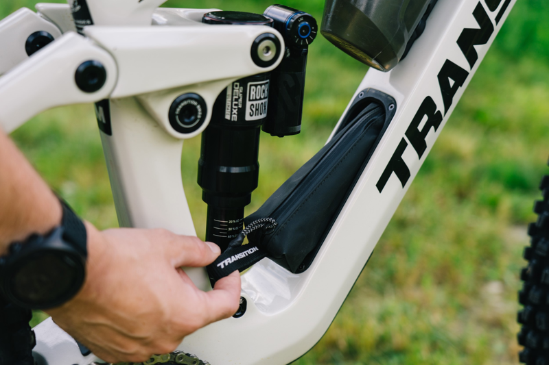 Transition Sentinel Carbon XT Mountain Bike 2025 Glacier White-2