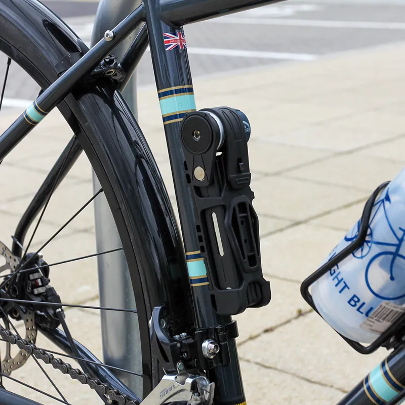 Squire Folda FL690 Key Lock Black 650mm-3