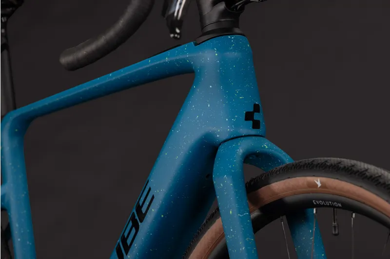 Cube Nuroad Hybrid C:62 EXC 400X 2027 Blue/Black-2