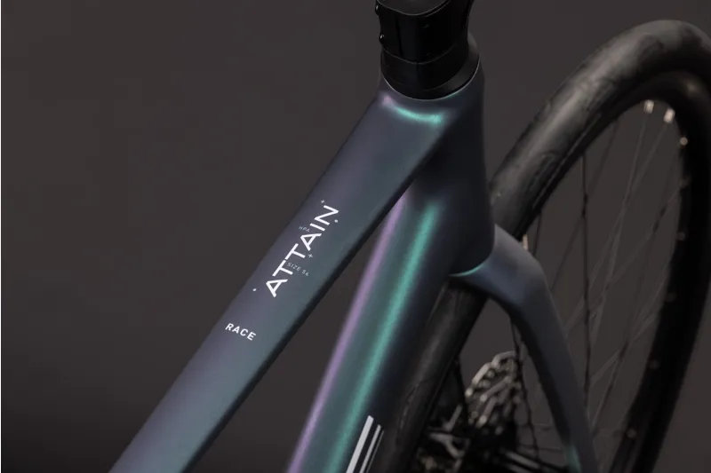 Cube Attain Race Road Bike 2027 Grey/White-2