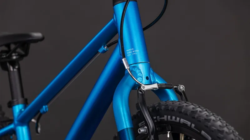 Cube 26 Numove 180 18in Blue/Nebula-3