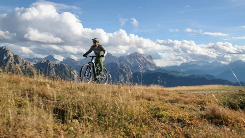 Cube Stereo Hybrid One44 EXC Electric Bike 2025 Metallic White/Black-1