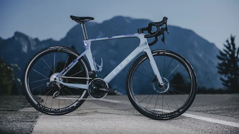 Cube Agree C:62 SLX Road Bike 2025 Pigeon Blue/Art-1