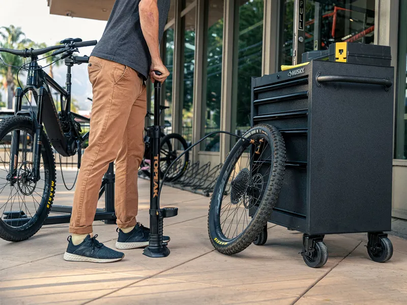 Topeak Joe Blow Tubi 2stage Pump-5