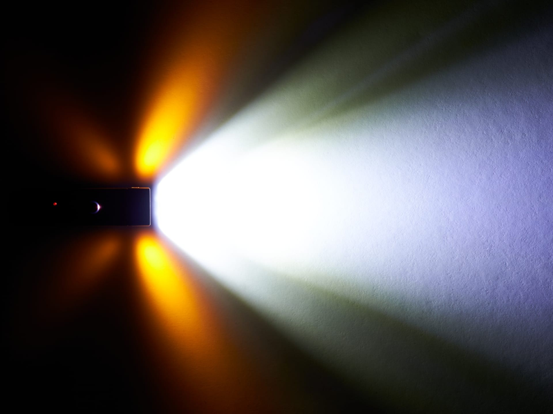 Trek Commuter Pro RT Front Light Black-10