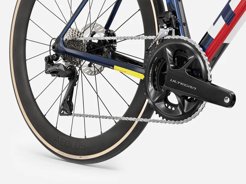 Trek Domane SLR 7 Road Bike 2027 Navy Smoke/Trek White-4