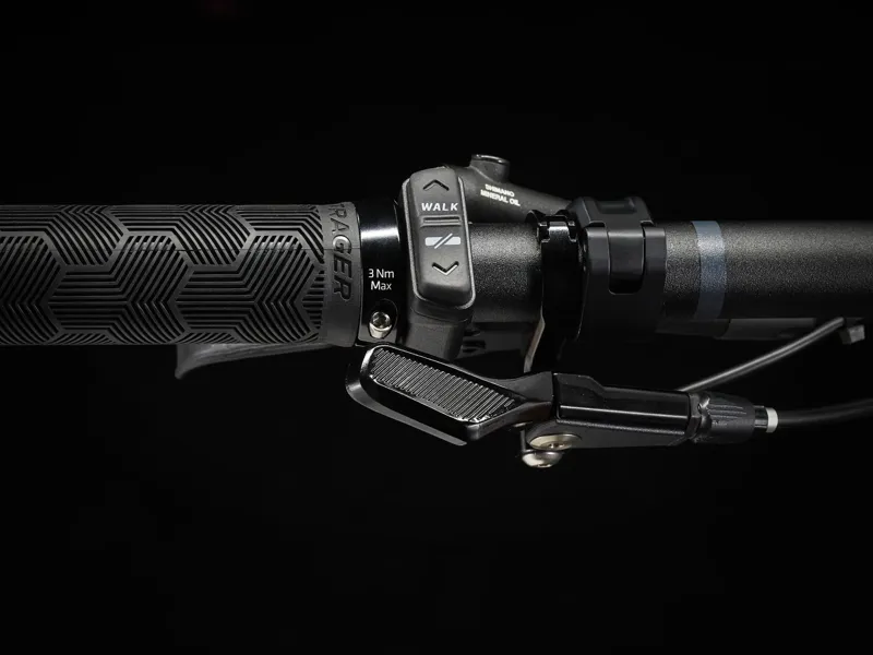 Trek Fuel EXe 9.7 Electric Bike 2025 Deep Smoke-4