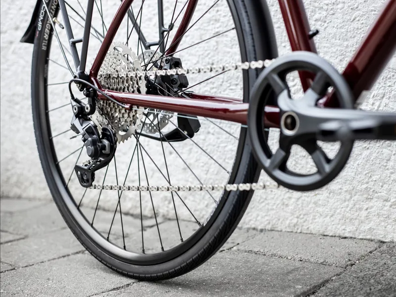 Trek FX 3 Disc Equipped Hybrid Bike 2022 Viper Red/Cobra Blood Fade-4