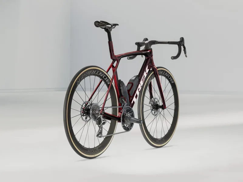 Trek Madone SLR 9 AXS Road Bike 2026 Carbon Red Smoke-1
