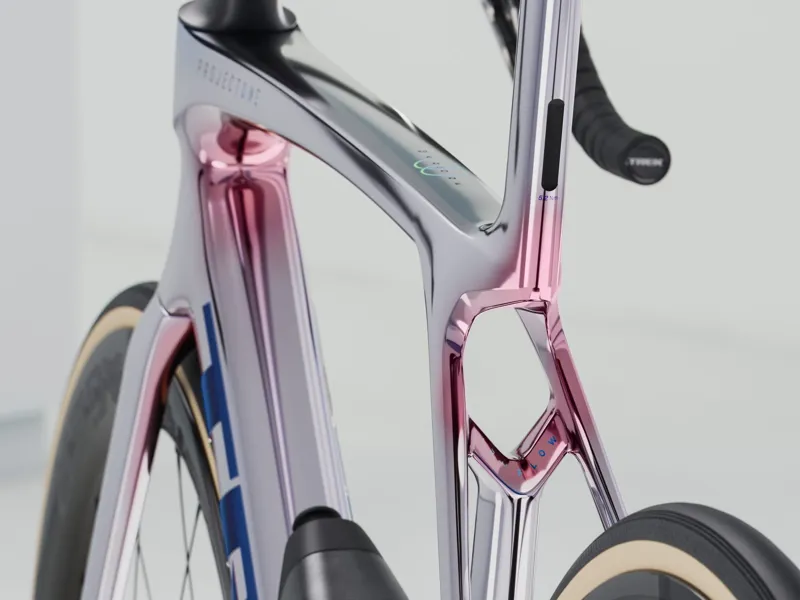 Trek Madone SLR 9 AXS Road Bike 2025 Interstellar-3