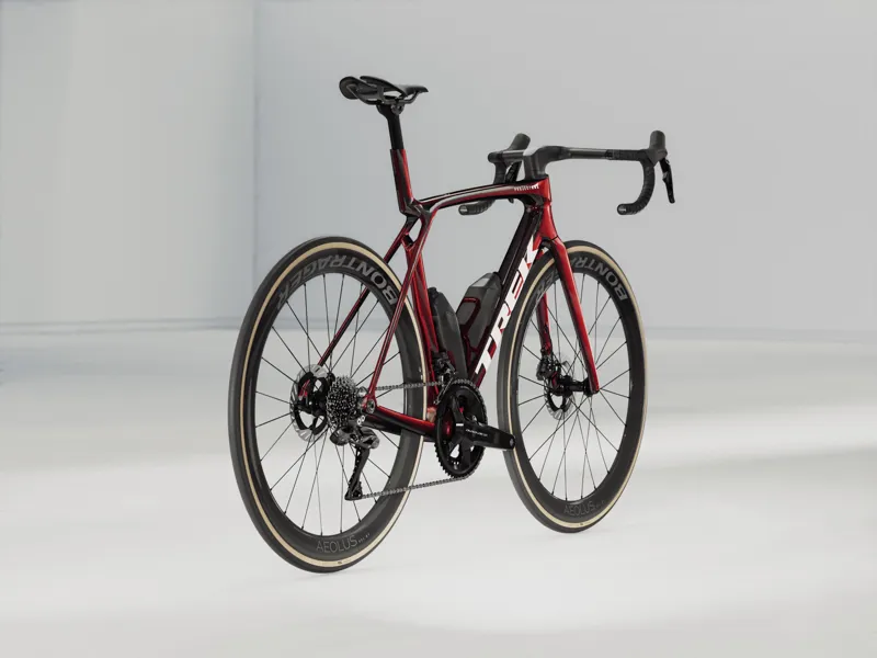 Trek Madone SLR 9 Road Bike 2026 Carbon Smoke Red-1