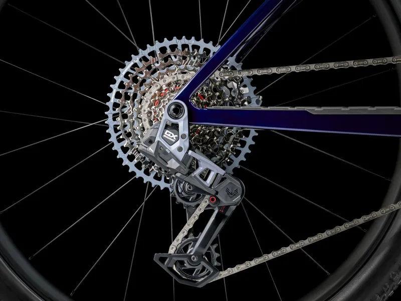 Trek Procaliber 9.7 AXS Mountain Bike 2024 Carbon Blue Smoke/Deep Dark Blue-3