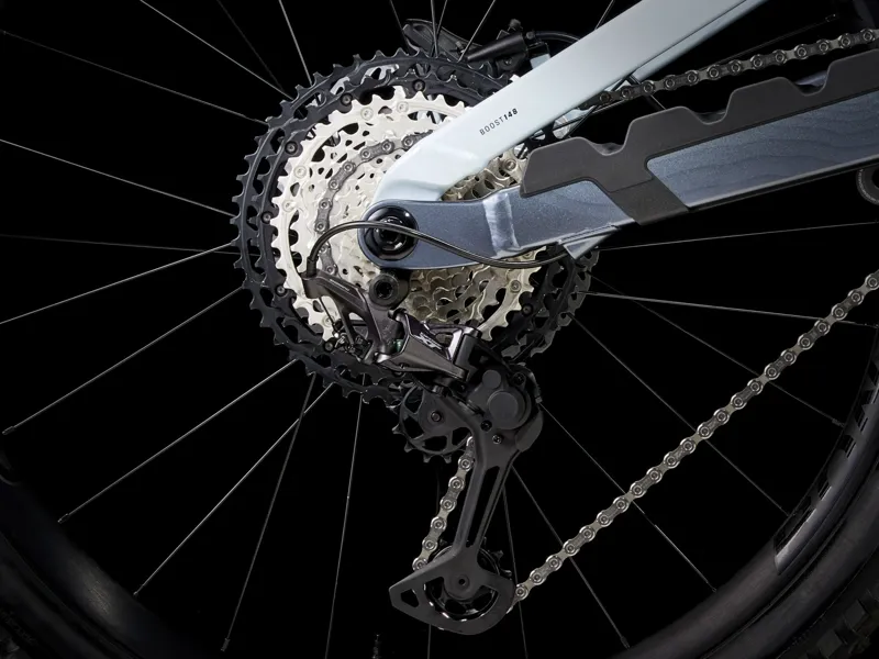 Trek Slash 8 Mountain Bike 2025 Plasma Grey Pearl-2