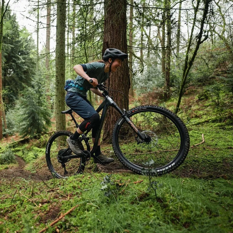 Whyte T-140 RS 29er Mountain Bike 2026 Tiger Orange-3