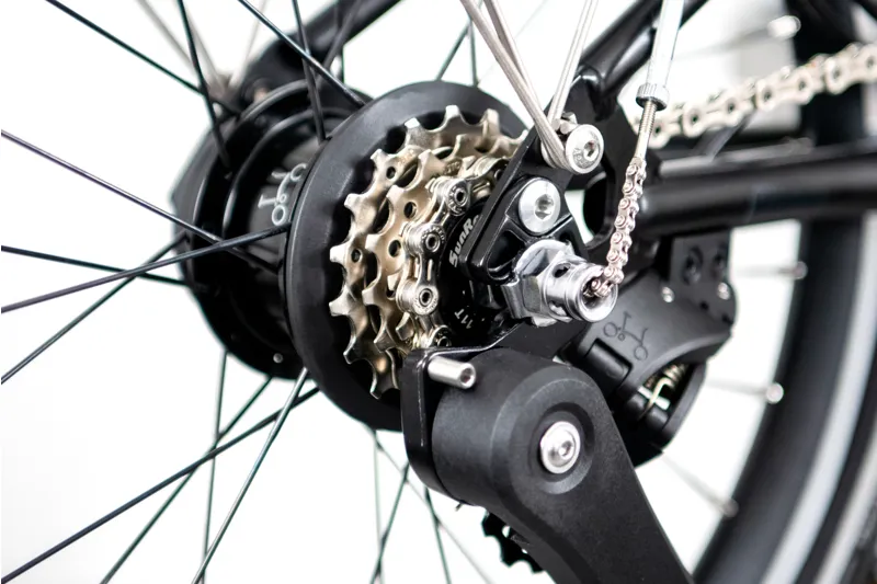 Brompton C Line 12 Speed Mid Bar Folding Bike 2025 Amethyst Lacquer-4