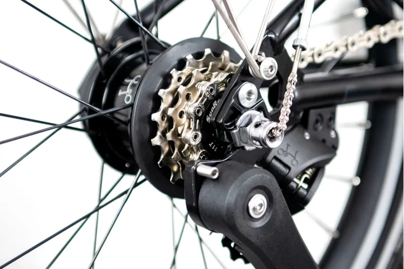 Brompton C Line 12 Speed Mid Bar Folding Bike 2025 Flamingo Pink-6