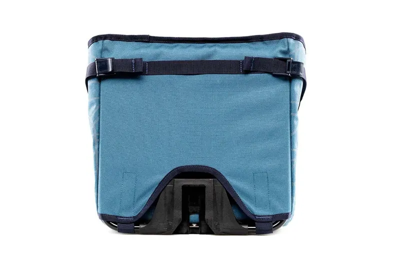 Brompton Bright Night Borough Basket Small Reflective-2