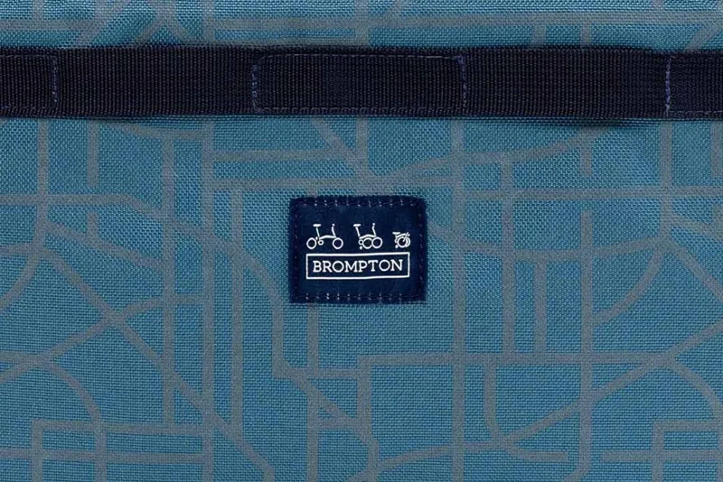 Brompton Bright Night Borough Basket Small Reflective-4