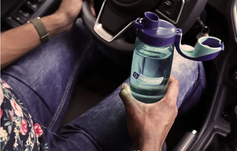 Nalgene Sustain On The Fly OTF 700ml Bottle Blue Aqua/Blue Cap-4