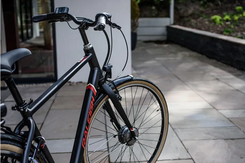 Raleigh Array Crossbar Hub Gear Electric Bike 2018 Black-5