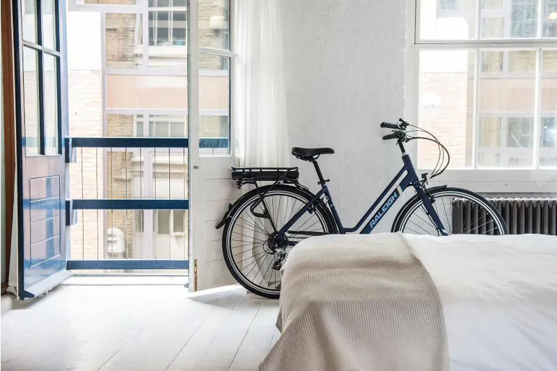 Raleigh Array Low Step Electric Bike 2018 Navy-5