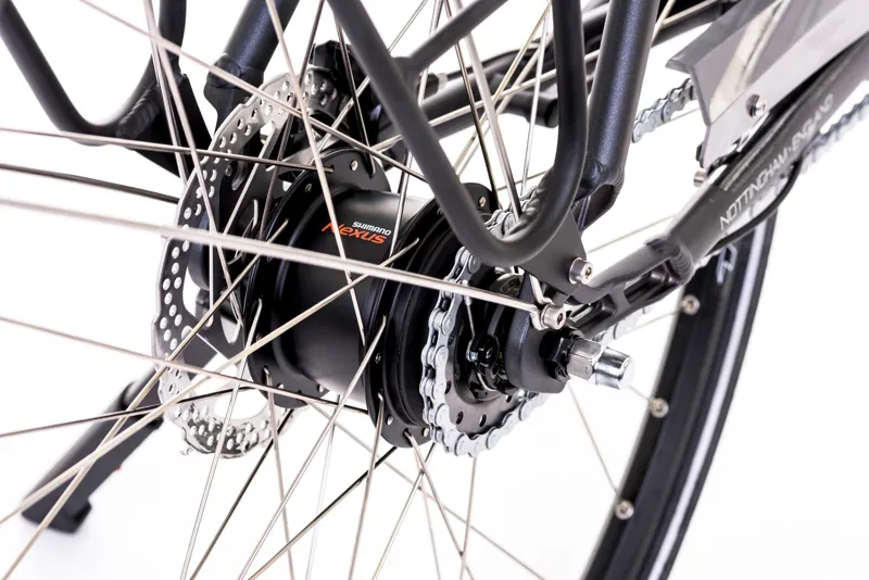 Raleigh Motus Crossbar Hub Gear Electric Bike 2018 Silver-2