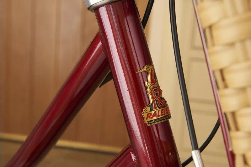 Raleigh Sherwood Classic Hybrid Bike Cherry-7