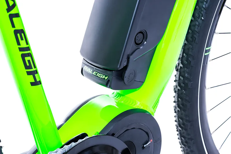 Raleigh Strada TS Electric Bike 2017 Green-1