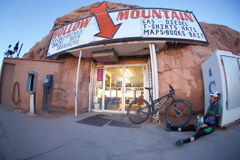 Santa Cruz Blur CC X01 Reserve 29er Mountain Bike 2019 Matte Carbon-10