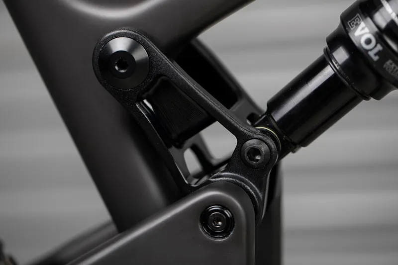 Santa Cruz Blur CC X01 Reserve 29er Mountain Bike 2019 Matte Carbon-5