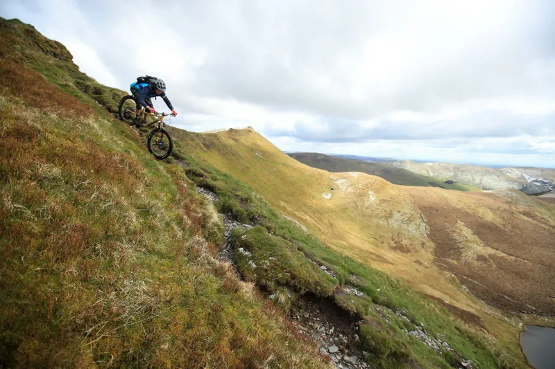 Santa Cruz Nomad Alloy S 27.5 Mountain Bike 2018 Tan/Black-5