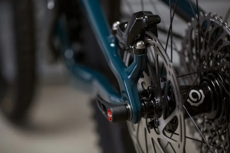 Santa Cruz Nomad CC X01 27.5 Mountain Bike 2018 Ink/Gold-1