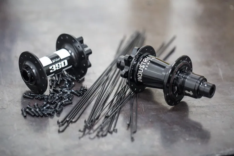 Reserve 30 27.5 Wheelset DT350 Hubs-7