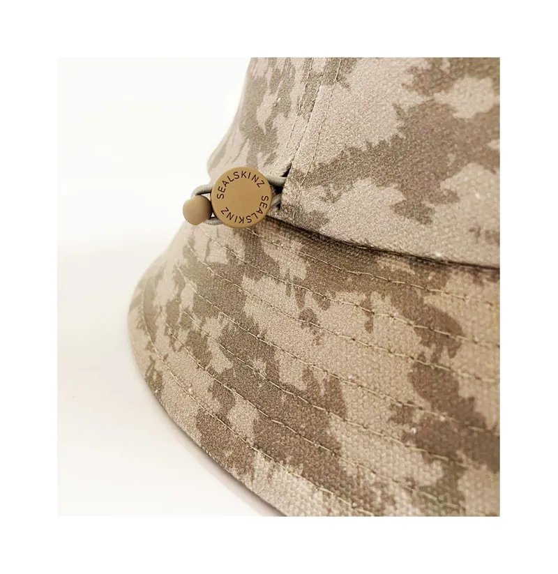 SealSkinz Lynford Waterproof Skinz Print Canvas Bucket Hat Beige-2