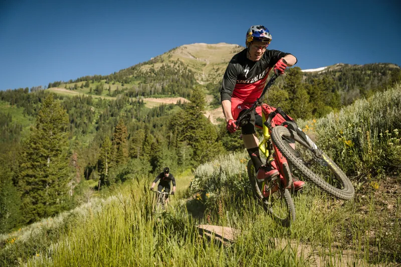 Specialized Enduro Comp 27.5 Mountain Bike 2017 Black/Charcoal-1