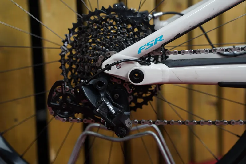 EX DEMO Specialized Enduro Elite Carbon 27.5 Large White Mountain/Blue-2