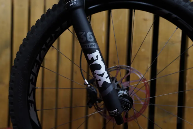 EX DEMO Specialized Enduro Elite Carbon 27.5 Large White Mountain/Blue-6