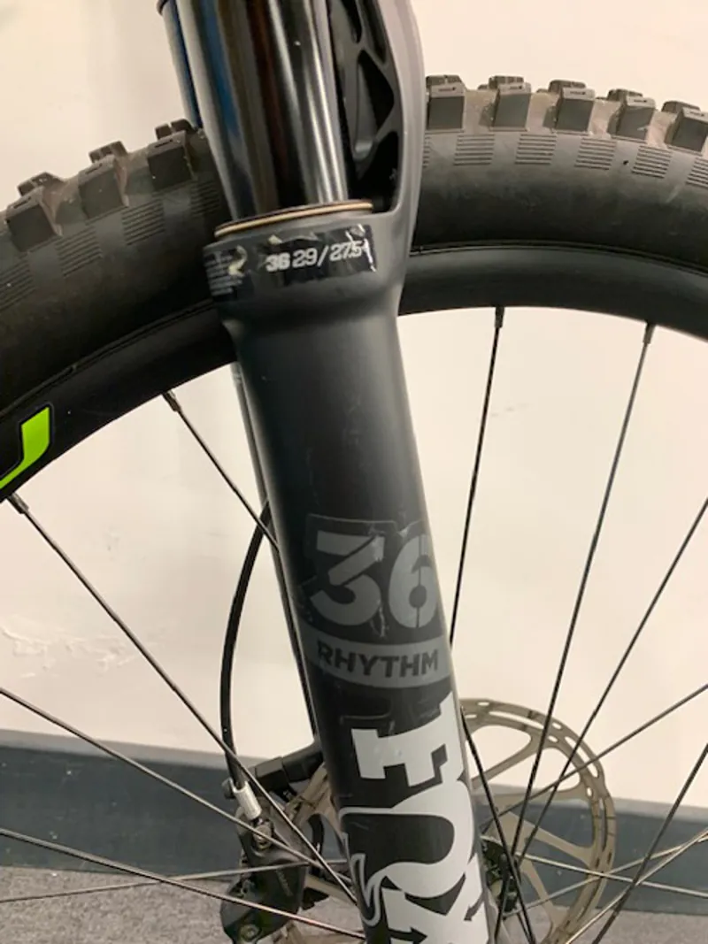 EX DEMO Specialized Enduro Elite Cbn 275 Medium 2019 White/Blue-6