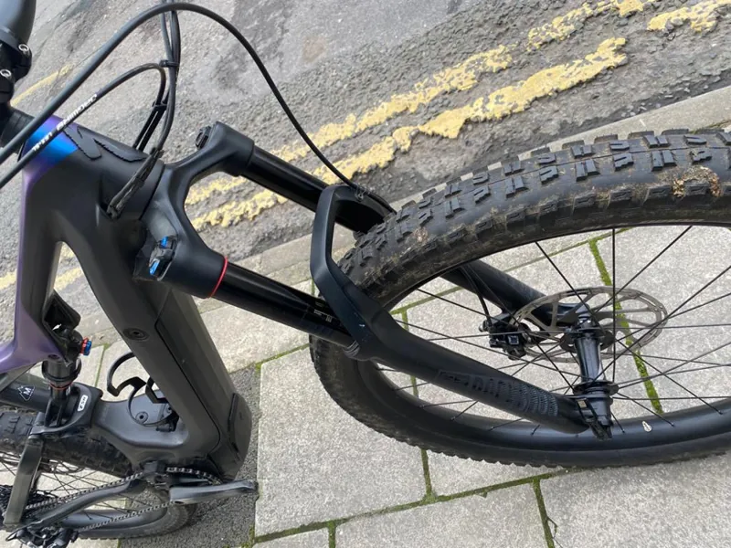 Second Hand Specialized Levo Comp Carbon 2018 Medium Black/Chameleon-2