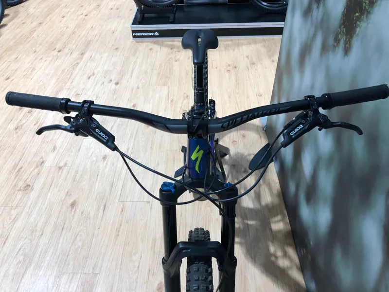 EX DEMO Specialized Stumpjumper Comp CBN 29er 2019 Small Chameleon/Hyp-5
