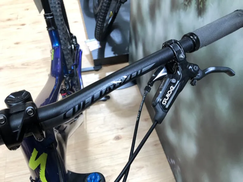 EX DEMO Specialized StumpJumper Comp Crbn NX 27.5 large Chameleon/Hyp-4