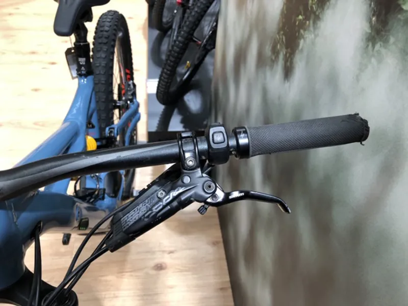 EX DEMO Specialized Kenevo Expert 6Fattie 2019 M Storm Grey/Rocket Red-2